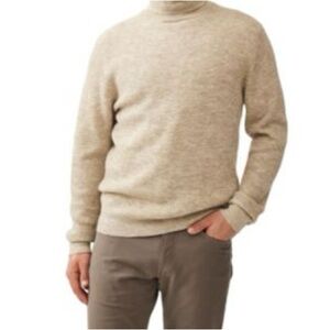 Vintage Pringle of Scotland 100% Lambswool Sweater Turtle Neck Size 38